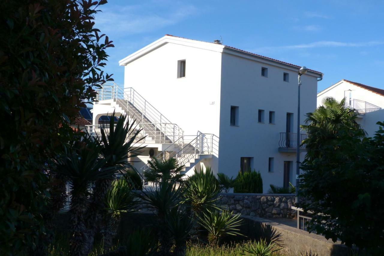 Apartments Monja & Dadi, Malinska, Vantacici Exteriér fotografie